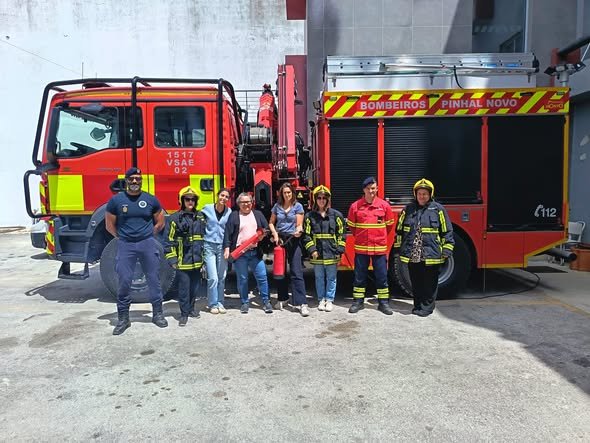 Os Bombeiros de Pinhal Novo não&nbsp;param