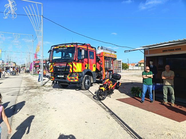 Bombeiros de Pinhal Novo marcaram presença na inauguração das Festas Populares de Pinhal&nbsp;Novo