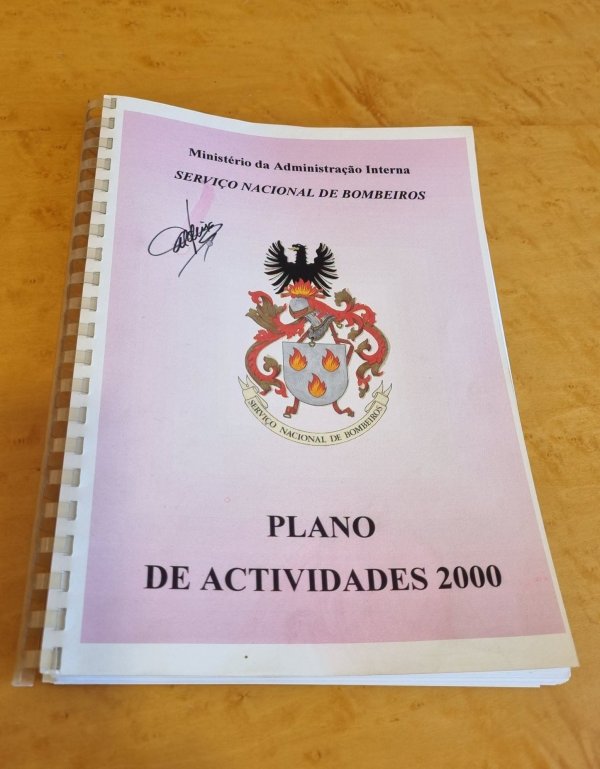 Um documento histórico lembra 85 viaturas para os&nbsp;bombeiros